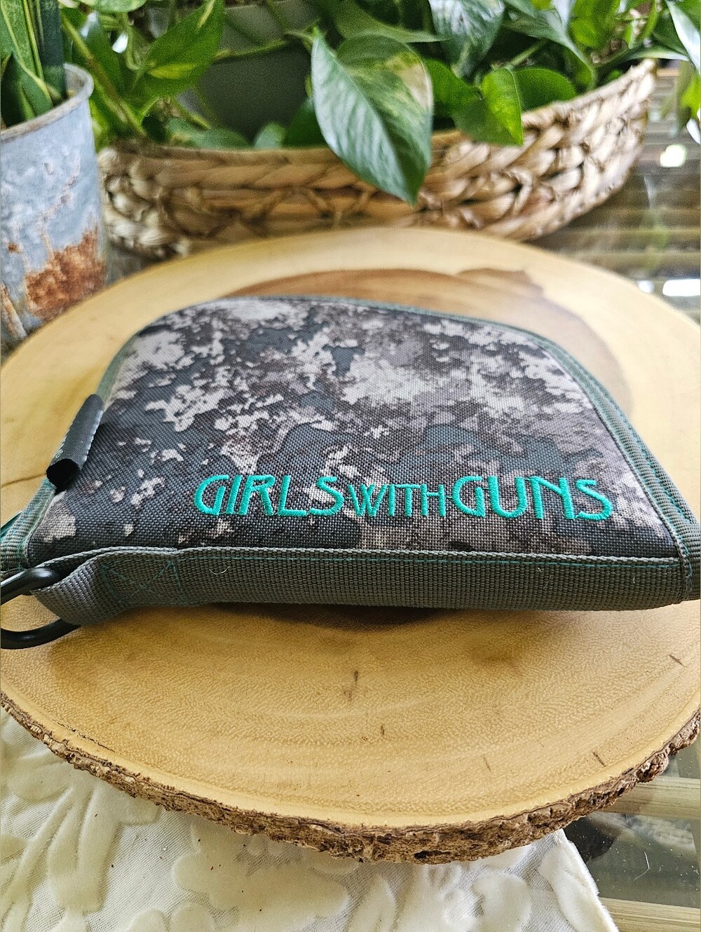 Girls with Guns® 8" Handgun Case - Style # 2 (2FD-62)